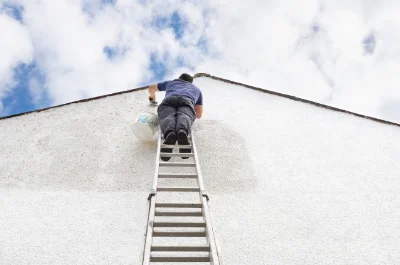 Peinture extérieure à la Couronne — façades et ravalement